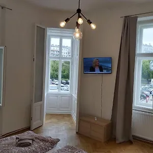 Apartamento Lovely New 2 Bedroom Near Hannovamarkt, Viena